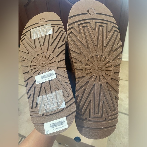 Sold! Not available! UGG NWB Taz Platform Braid Chestnut Sz10 Pink Leopard Socks - Picture 9 of 14